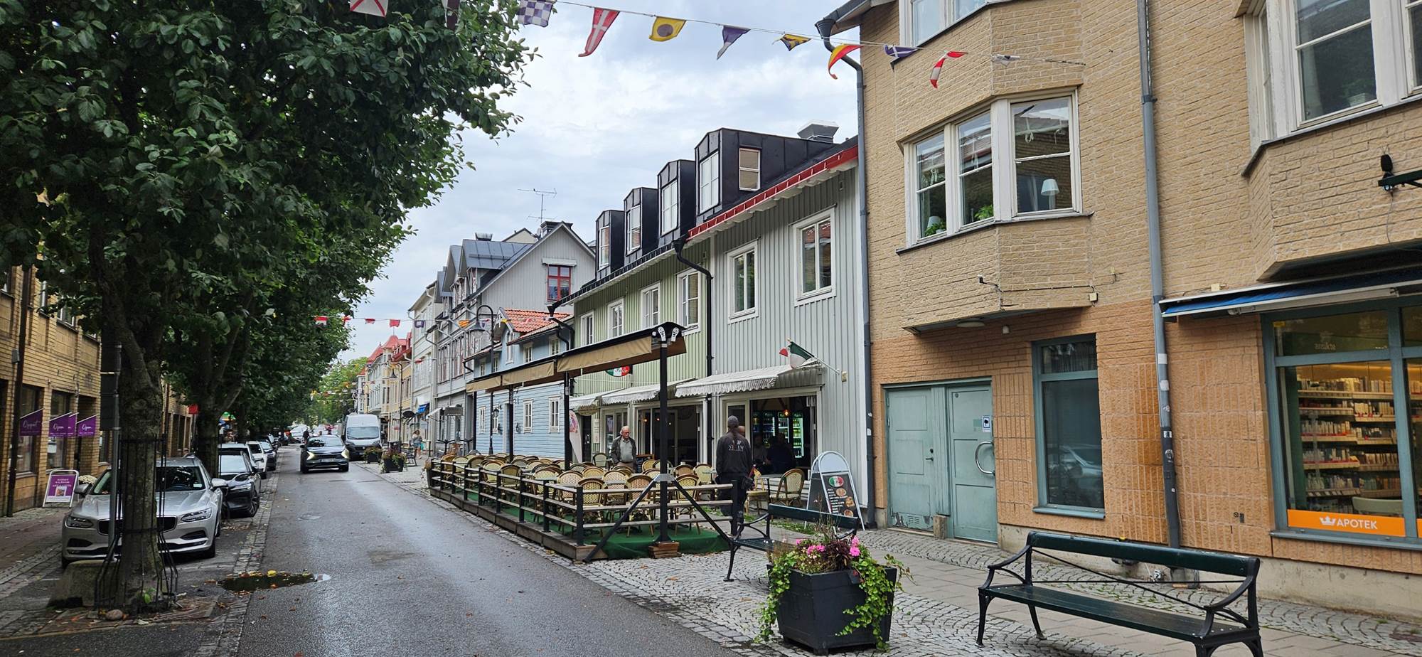Obraz zawieraj�cy na wolnym powietrzu, budynek, scena, S�siedztwo

Zawarto�� wygenerowana przez AI mo�e by� niepoprawna.